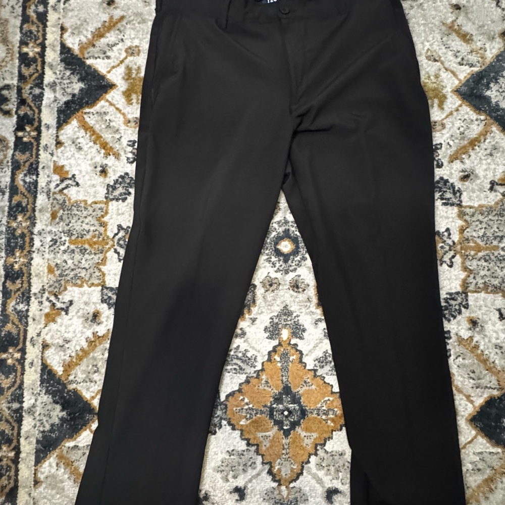 IZOD Men's Black Golf Trousers